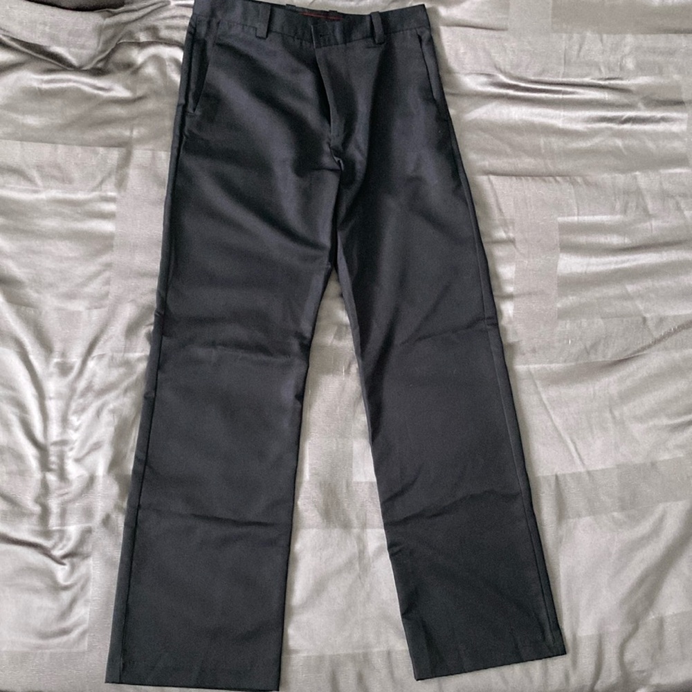 Black Kenneth Cole dress pants 32W 34L. Worn twice. Excellent condition